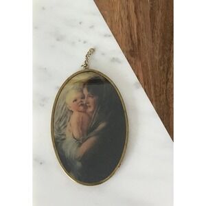 Vintage Oval Mother and Child Portrait Gold Tone Wall Art 5x3.5 Suncatcher